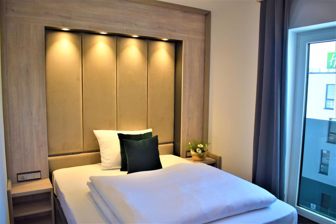 The Staycation By Lehmann Hotels Sindelfingen Exterior photo