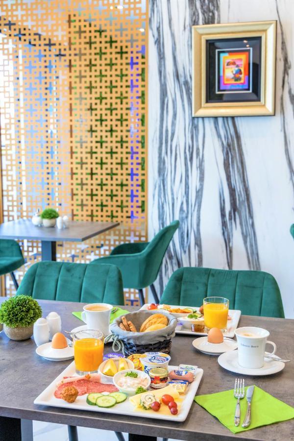 The Staycation By Lehmann Hotels Sindelfingen Exterior photo